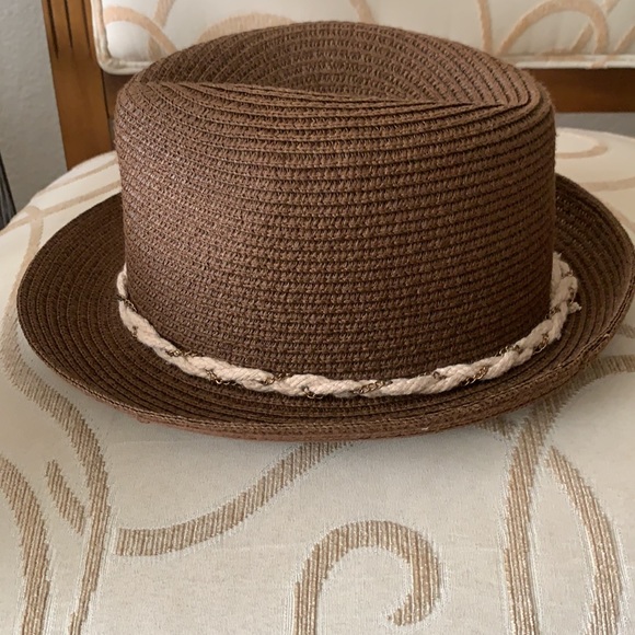 Hat - Picture 3 of 3